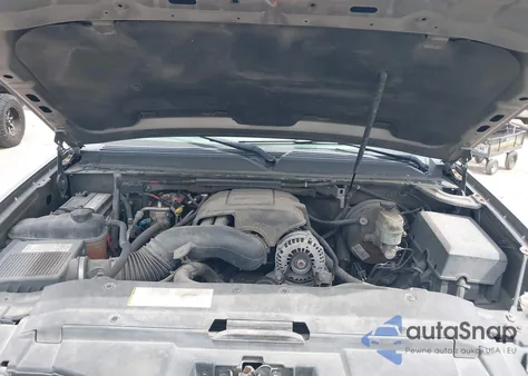 2007 Chevrolet Suburban 1500 Ls z USA, uszkodzony, nr VIN 1GNFC16017R230111